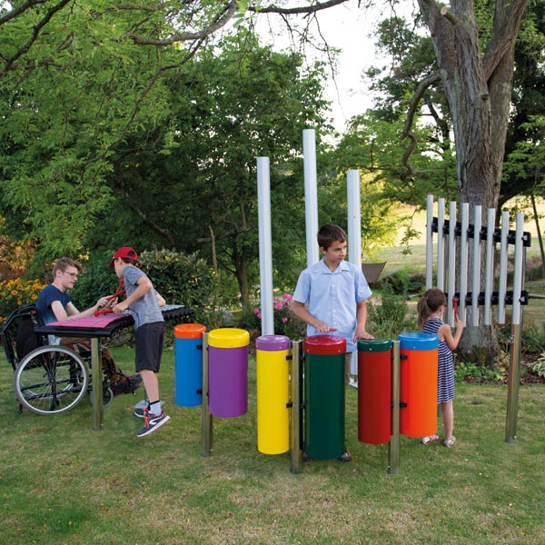 Alto Quartett–Ensemble, 4 verschiedene Outdoor-Instrumente zum einbetonieren