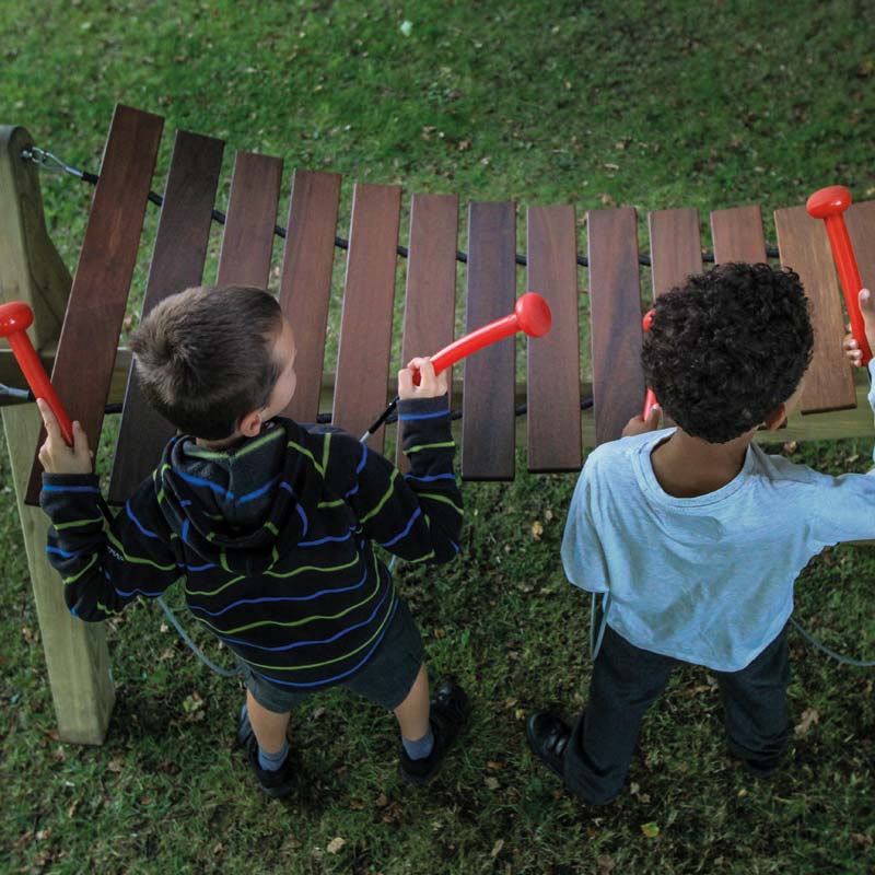 Großes Freiluft-Xylophon AKADINDA, zum Einbetonieren