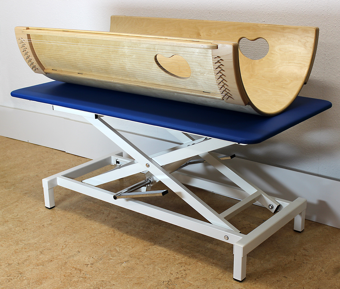 kinder therapieliege mit klangwiege